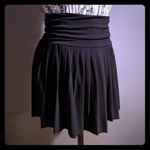 Star City Black Pleated Cocktail Mini Skirt